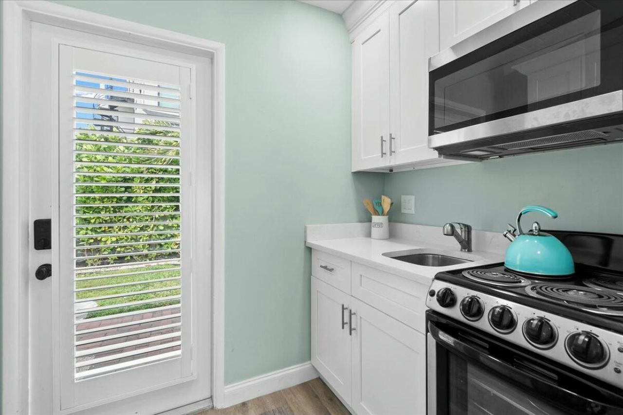 18 Adams Road, Ocean Ridge, FL 33435 Photo