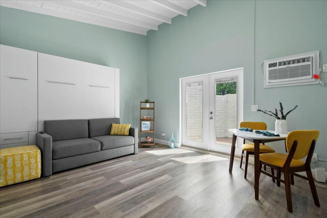 18 Adams Road, Ocean Ridge, FL 33435 Photo