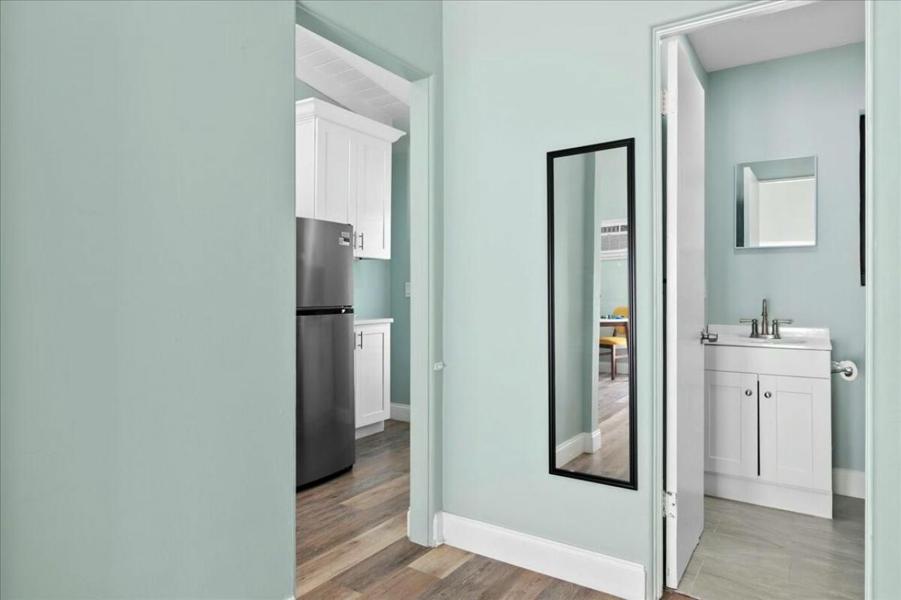 18 Adams Road, Ocean Ridge, FL 33435 Photo