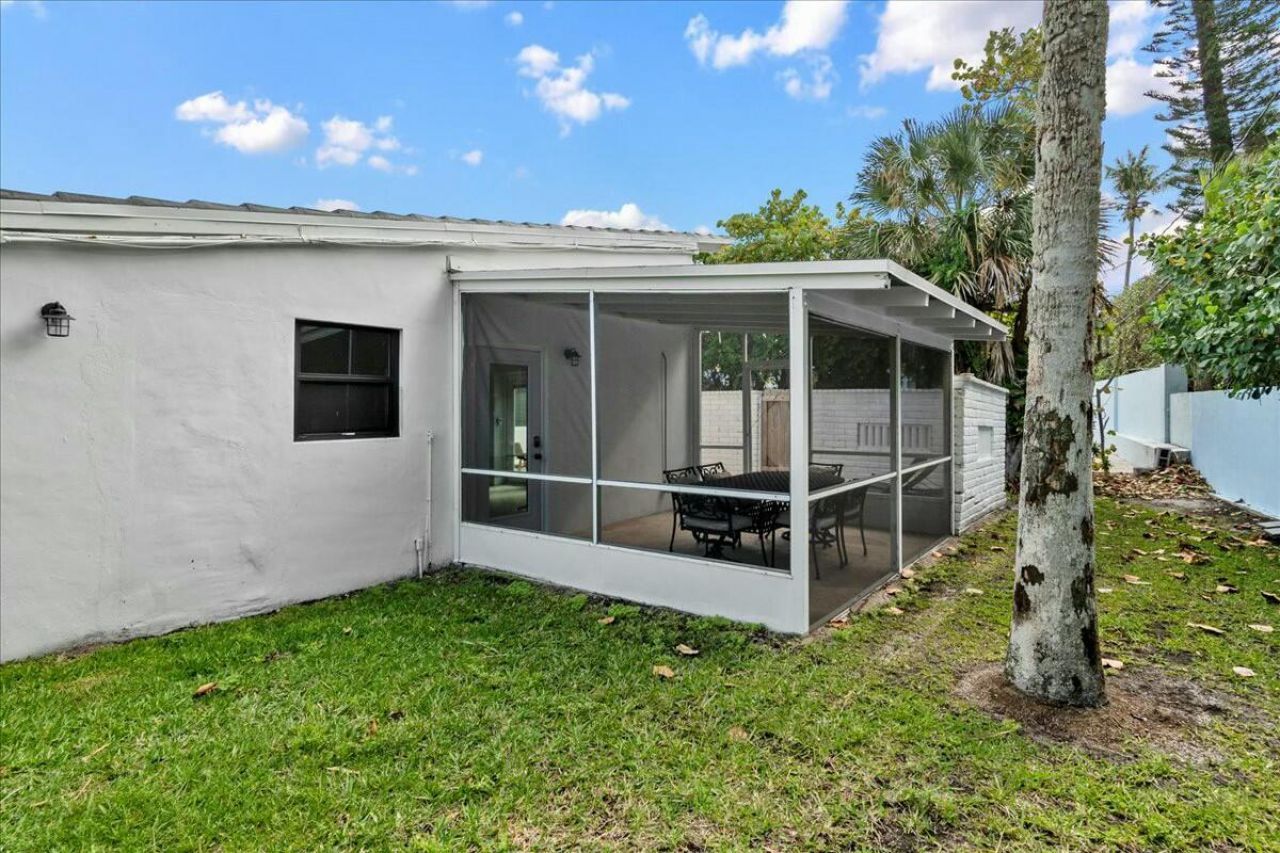 18 Adams Road, Ocean Ridge, FL 33435 Photo