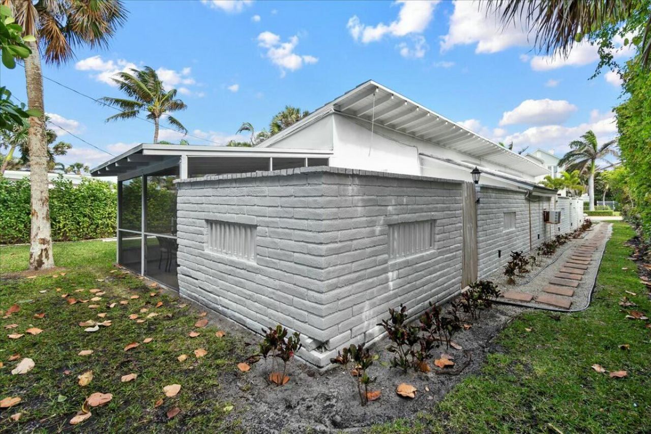 18 Adams Road, Ocean Ridge, FL 33435 Photo