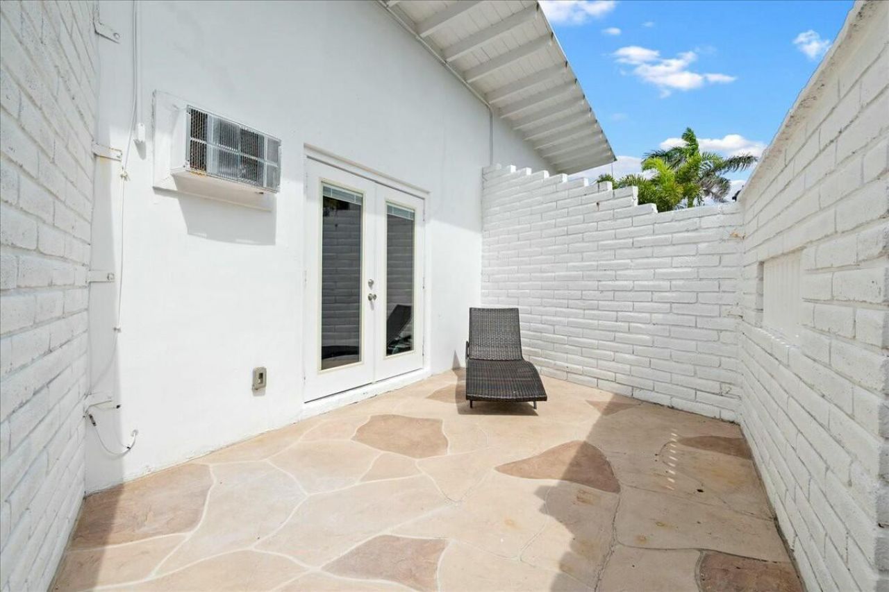 18 Adams Road, Ocean Ridge, FL 33435 Photo