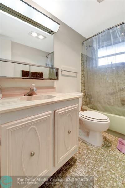 715 Lori Drive, Unit 315, Palm Springs, FL 33461 Photo