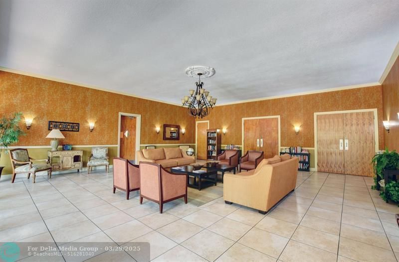 715 Lori Drive, Unit 315, Palm Springs, FL 33461 Photo