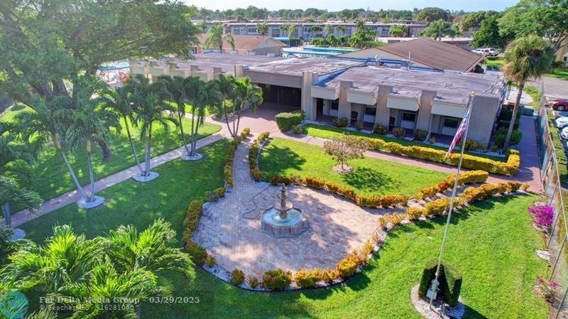 715 Lori Drive, Unit 315, Palm Springs, FL 33461 Photo