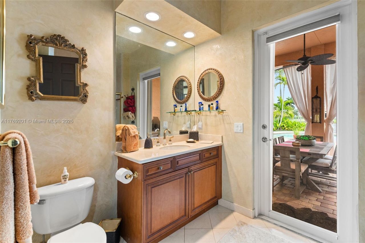 15045 SW 37th St, Davie, FL 33331 Photo