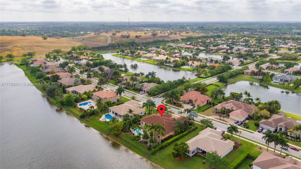 15045 SW 37th St, Davie, FL 33331 Photo