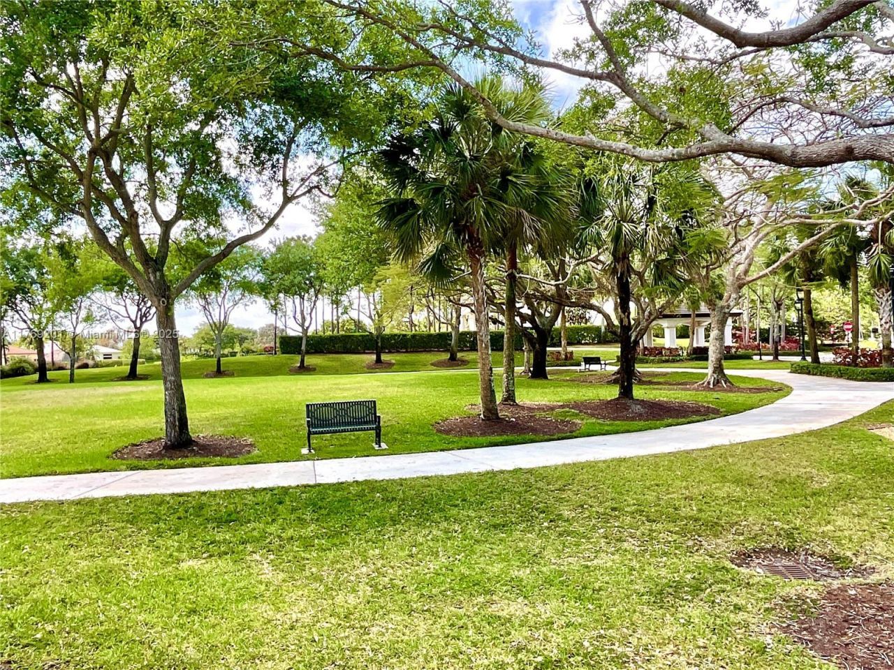 15045 SW 37th St, Davie, FL 33331 Photo