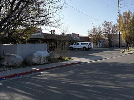 2490 Wrondel Way, Reno, NV 89502 Photo