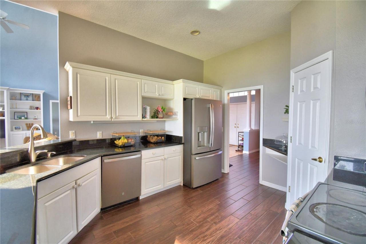 329 Hamilton Shores Drive Ne, Winter Haven, FL 33881 Photo