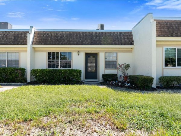 11310 CARRIAGE HILL DRIVE, Unit 4, PORT RICHEY, FL 34668