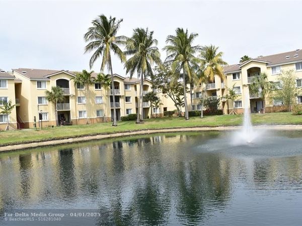2600 S University Dr, Unit 111, Davie, FL 33328