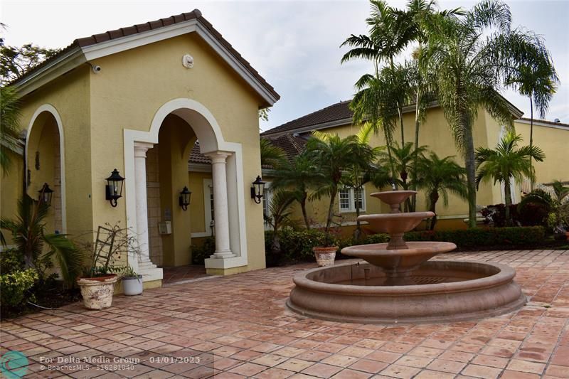 2600 S University Drive, Unit 111, Davie, FL 33328 Photo