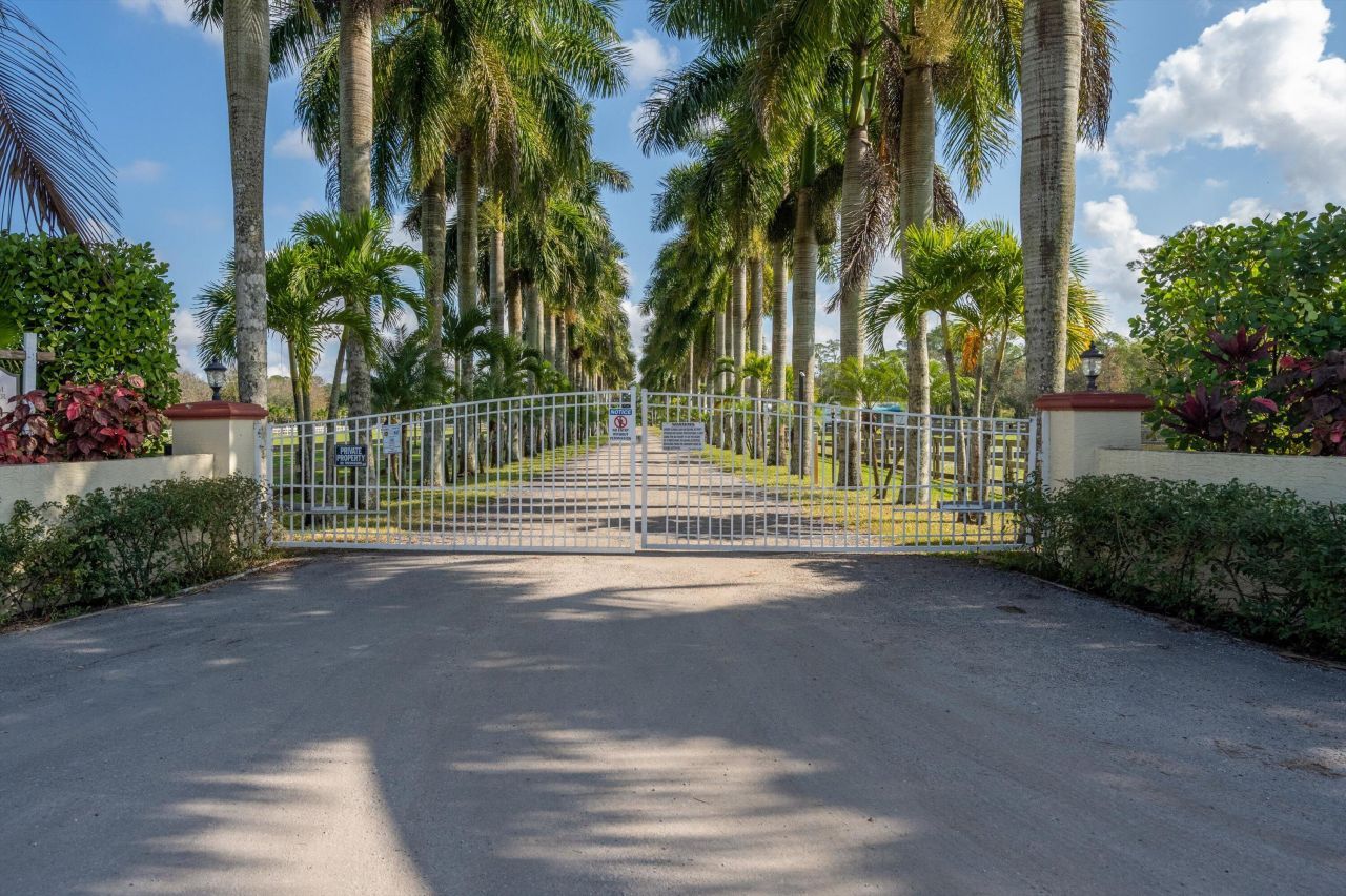 1666 C Road, Loxahatchee Groves, FL 33470 Photo