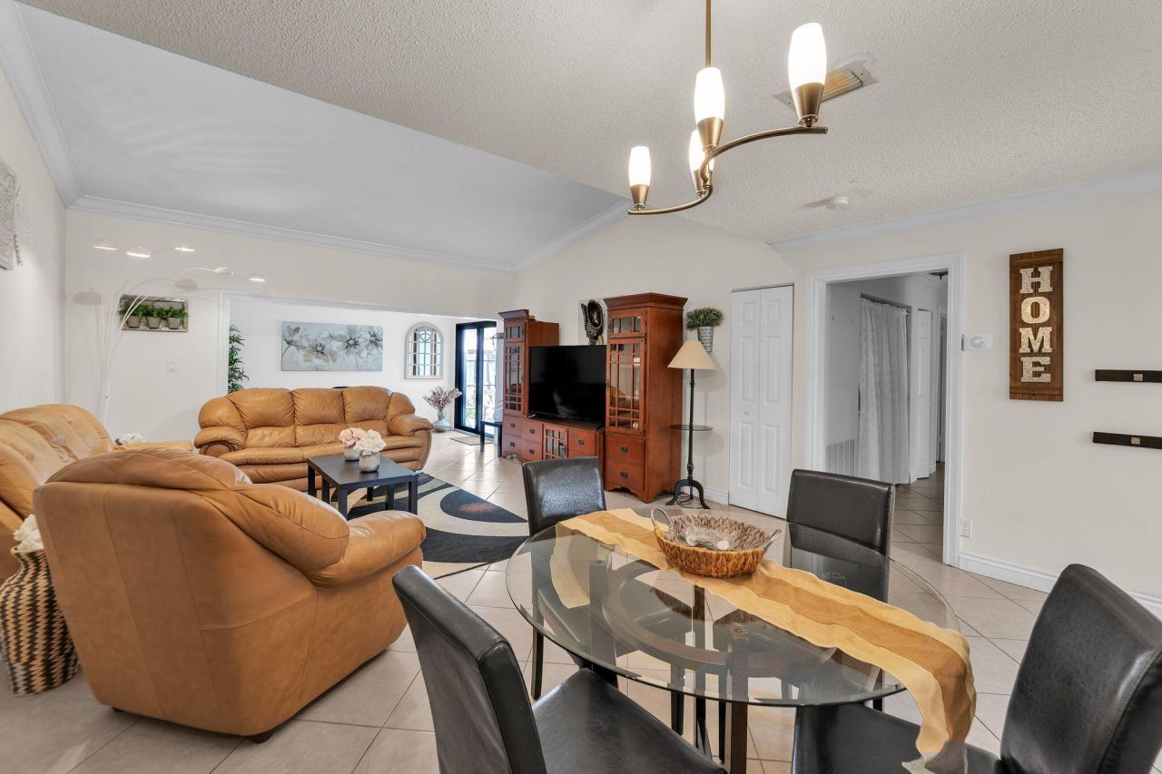 2924 NW 69th Court, Fort Lauderdale, FL 33309 Photo