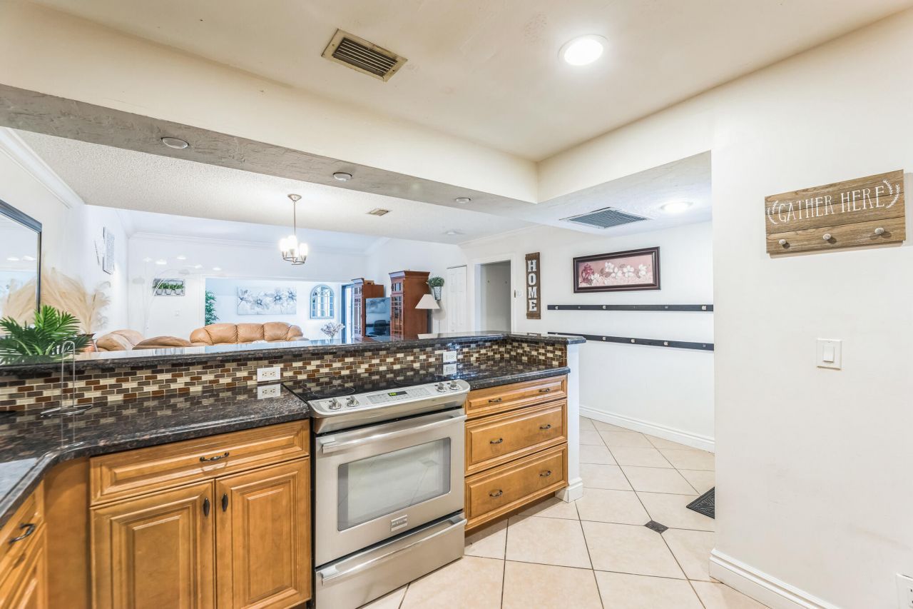 2924 NW 69th Court, Fort Lauderdale, FL 33309 Photo