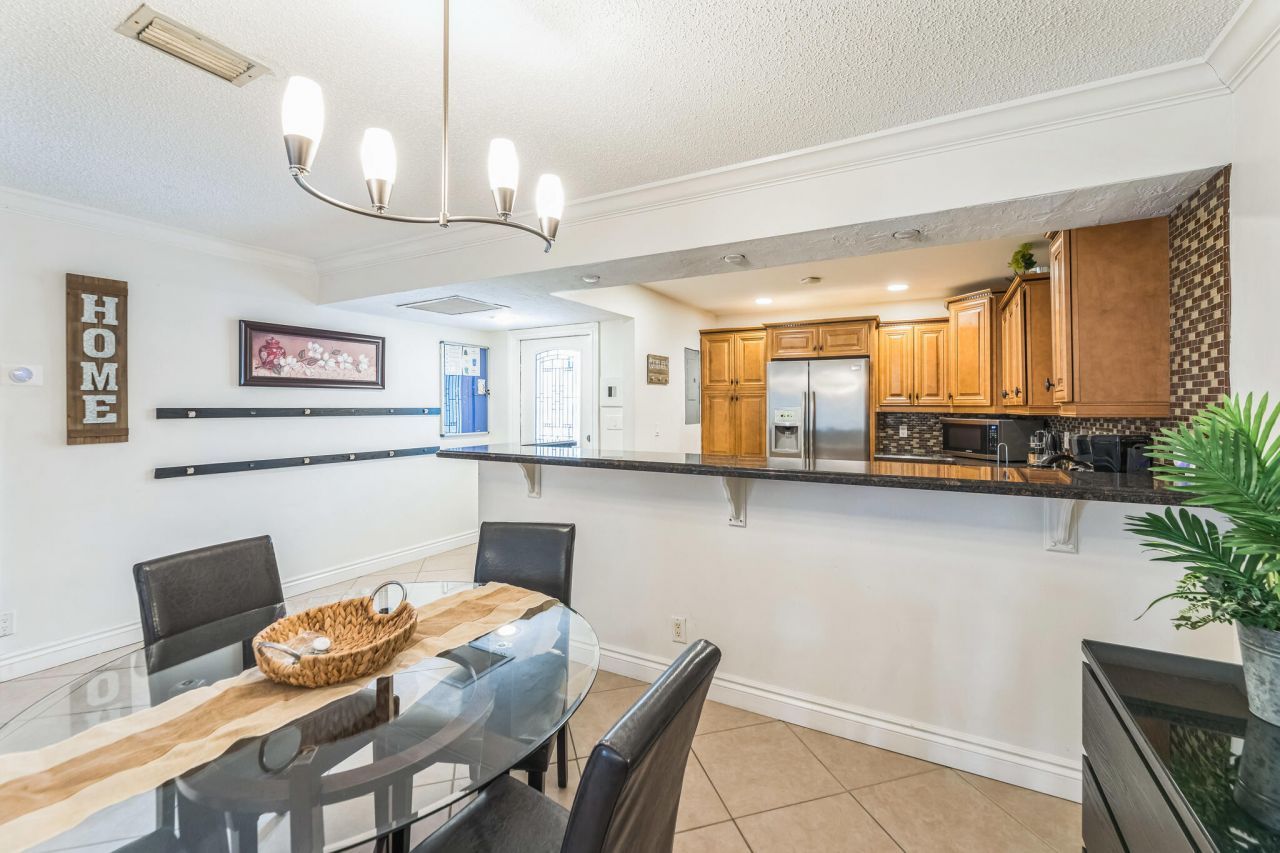 2924 NW 69th Court, Fort Lauderdale, FL 33309 Photo