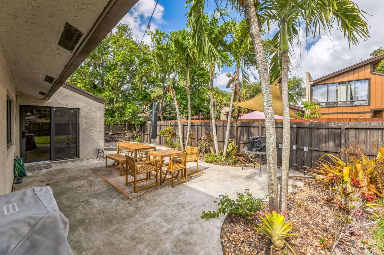 2924 NW 69th Court, Fort Lauderdale, FL 33309 Photo