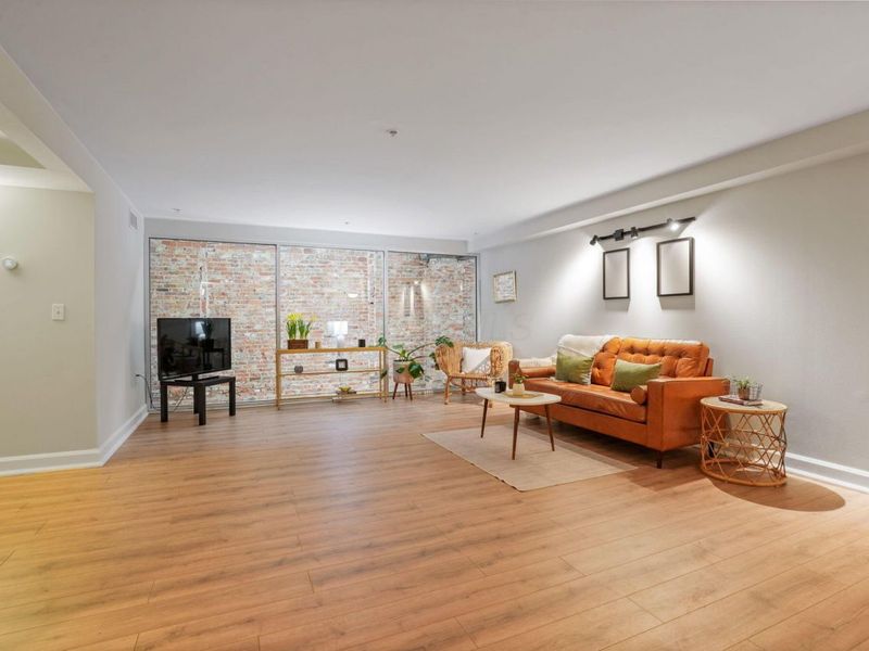 106 N High Street, Unit 105, Columbus, OH 43215 Photo 12