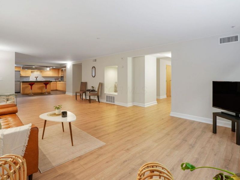 106 N High Street, Unit 105, Columbus, OH 43215 Photo 13