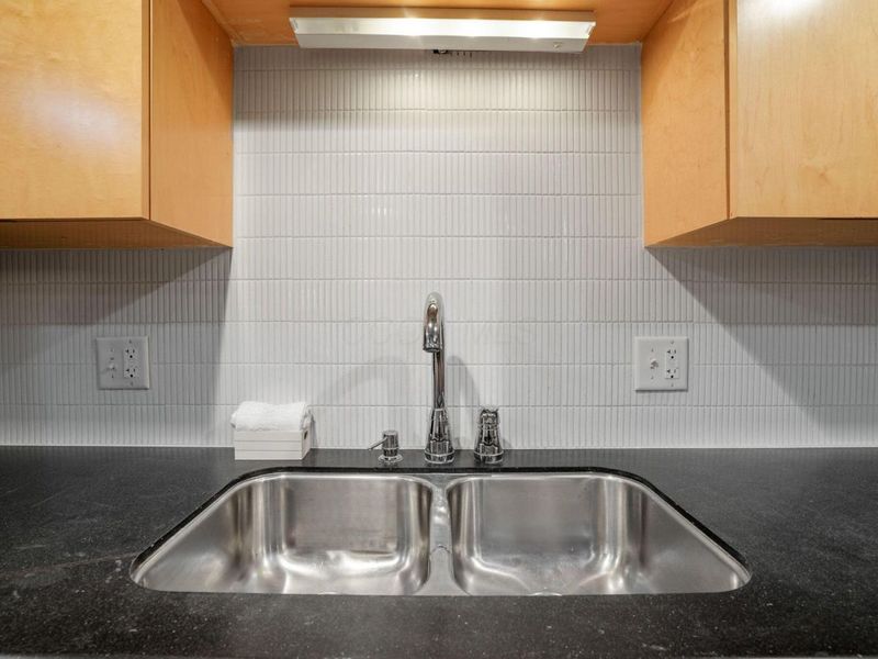 106 N High Street, Unit 105, Columbus, OH 43215 Photo 16