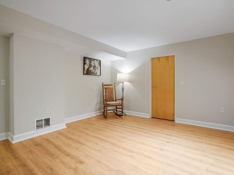 106 N High Street, Unit 105, Columbus, OH 43215 Photo 20