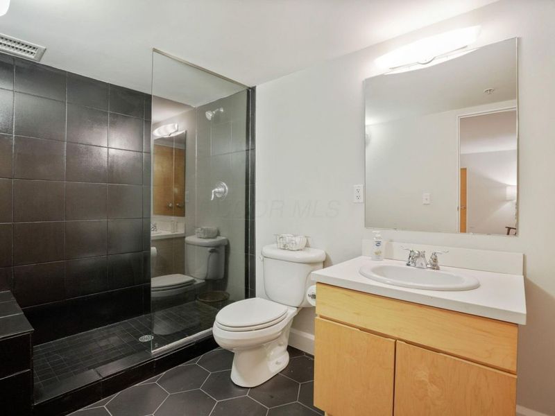 106 N High Street, Unit 105, Columbus, OH 43215 Photo 21