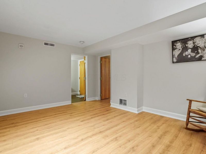 106 N High Street, Unit 105, Columbus, OH 43215 Photo 24