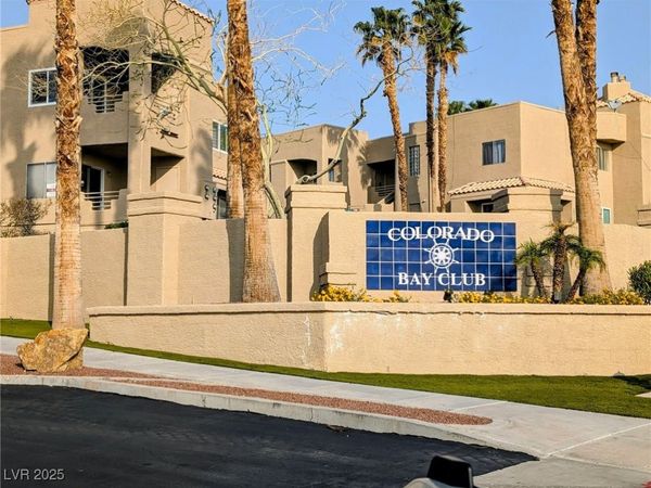 2232 Aspen Mirror Way, Unit 204, Laughlin, NV 89029