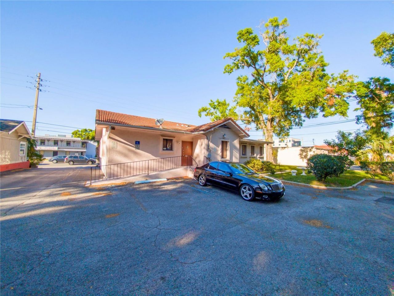 802 E Colonial Drive, Orlando, FL 32803 Photo