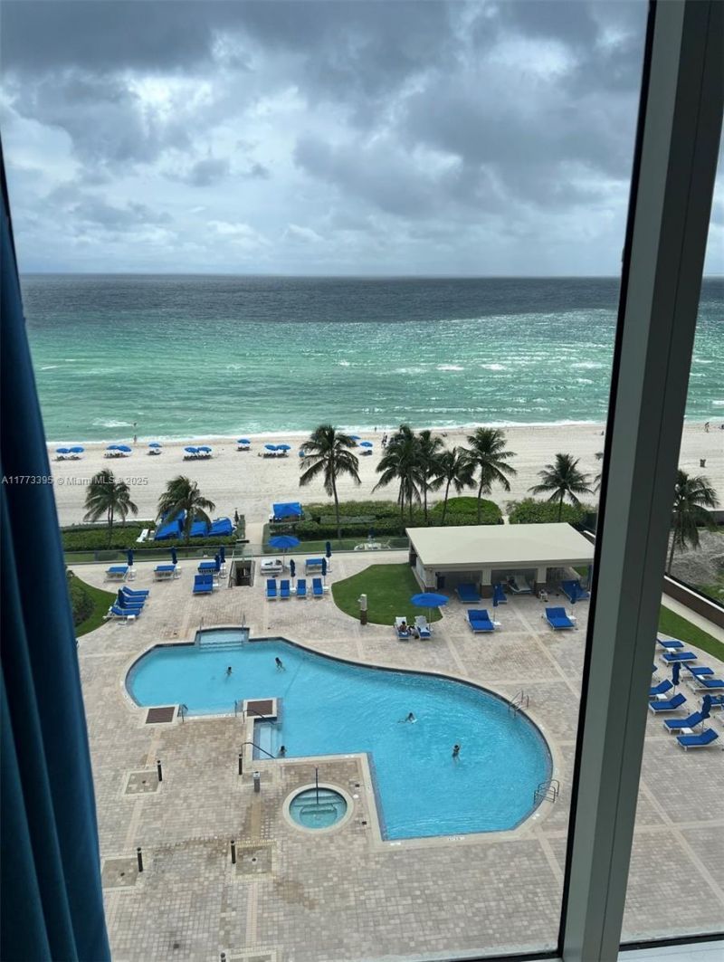 17555 Collins Ave, Unit 1004, Sunny Isles Beach, FL 33160 Photo