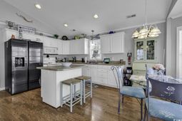 6001-1312 South Kings Hwy. photo 4