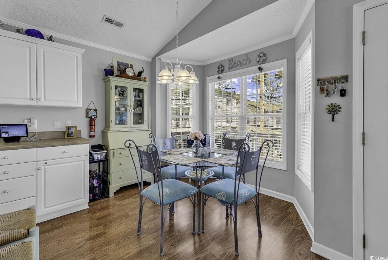 6001-1312 South Kings Hwy. Photo 4