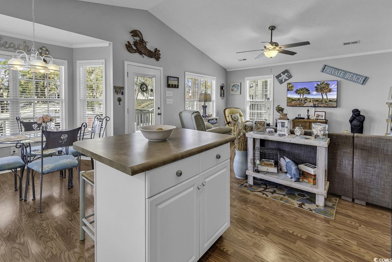 6001-1312 South Kings Hwy. Photo 7