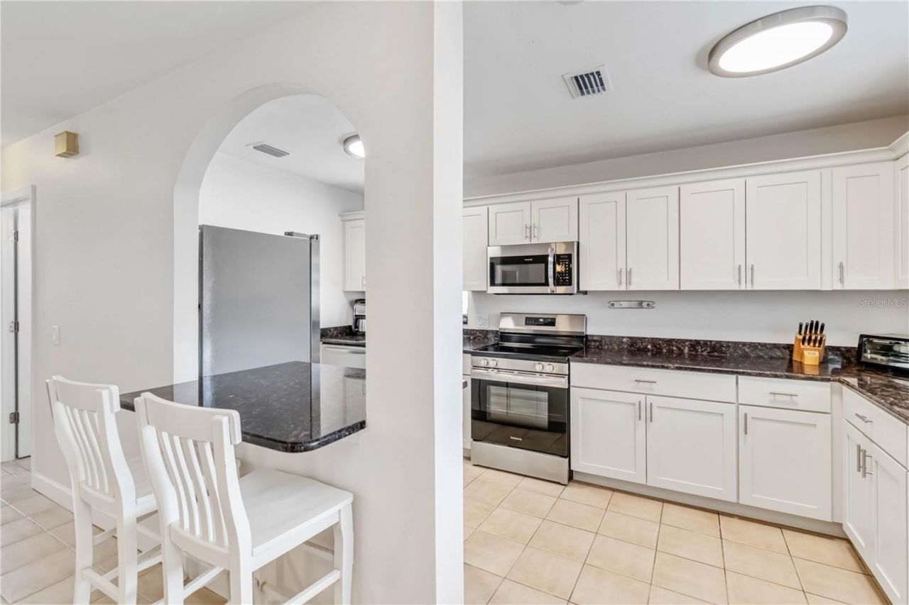 424 62nd Street, Holmes Beach, FL 34217 Photo