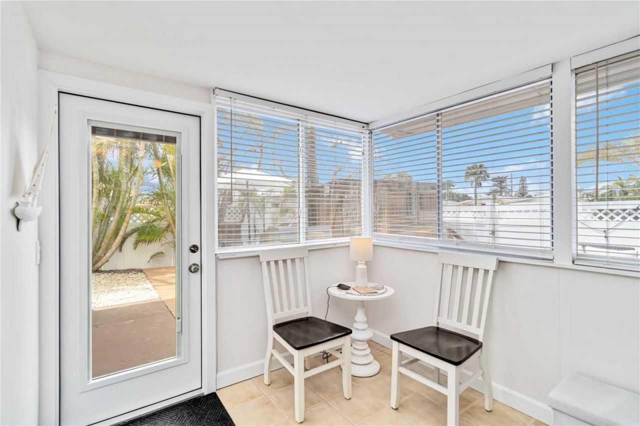 424 62nd Street, Holmes Beach, FL 34217 Photo