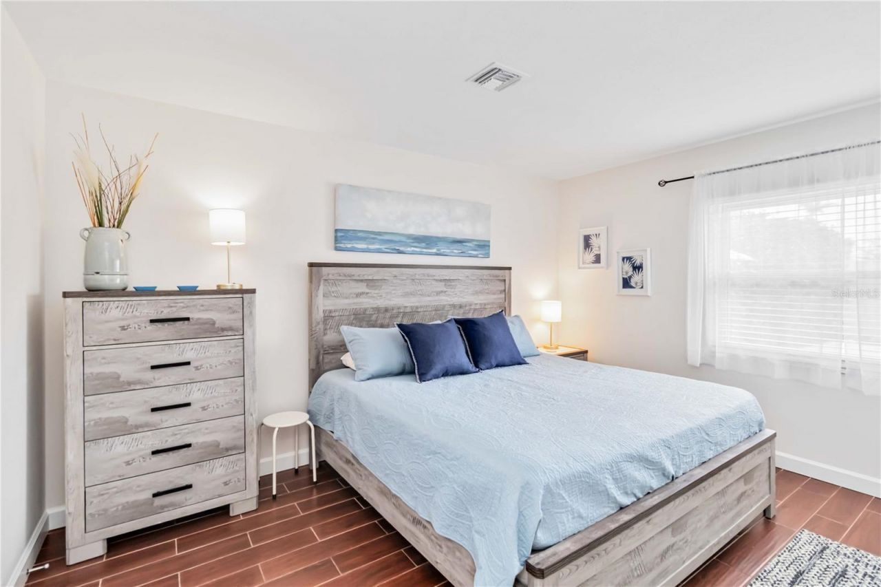 424 62nd Street, Holmes Beach, FL 34217 Photo