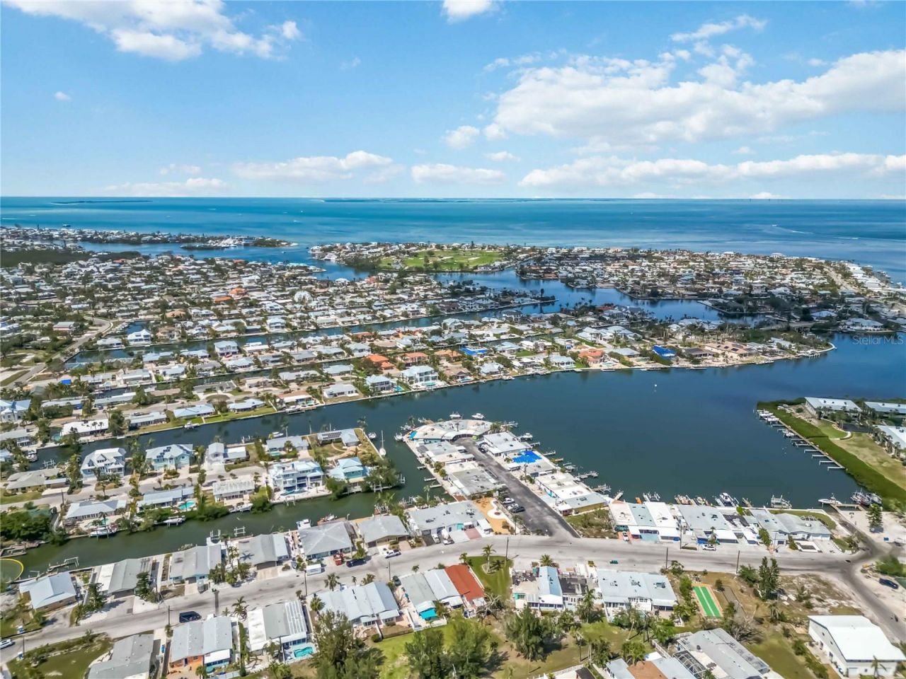 424 62nd Street, Holmes Beach, FL 34217 Photo