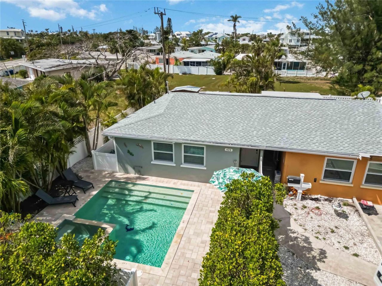 424 62nd Street, Holmes Beach, FL 34217 Photo