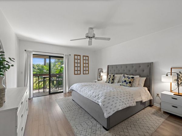 13334 Polo Club Road, Unit 304, Wellington, FL 33414