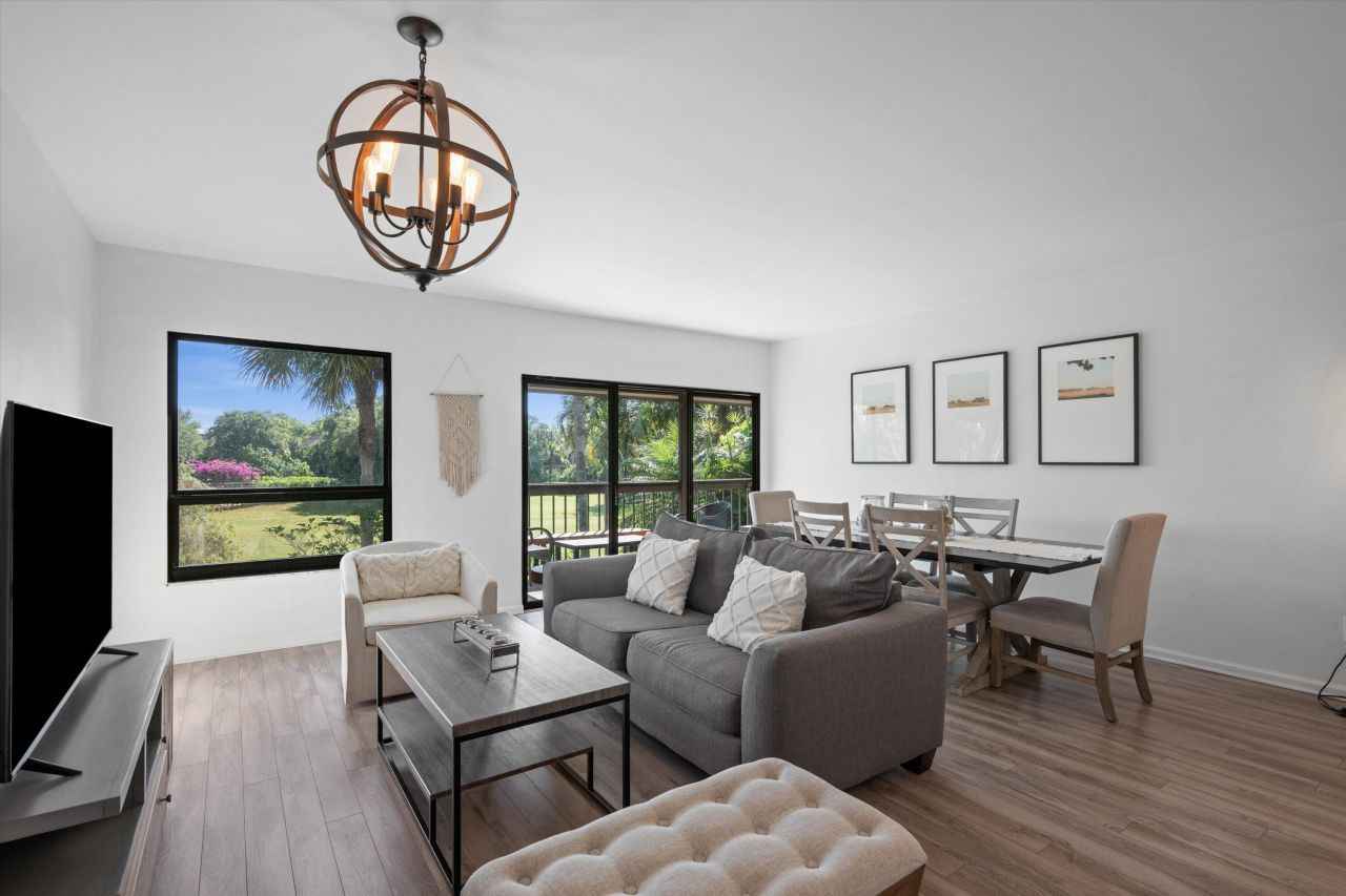 13334 Polo Club Road, Unit 304, Wellington, FL 33414 Photo