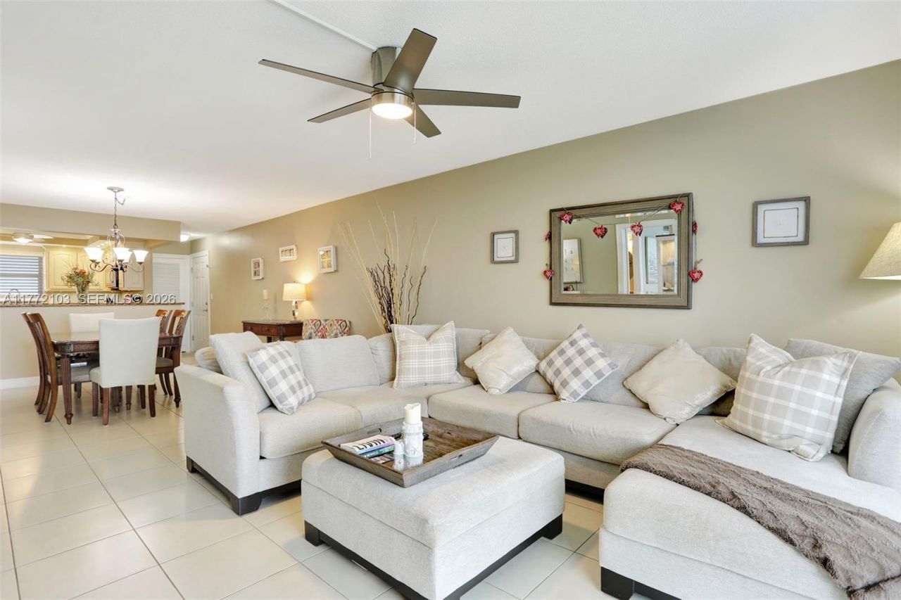 1050 Hillsboro Mile, Unit 403W, Hillsboro Beach, FL 33062 Photo