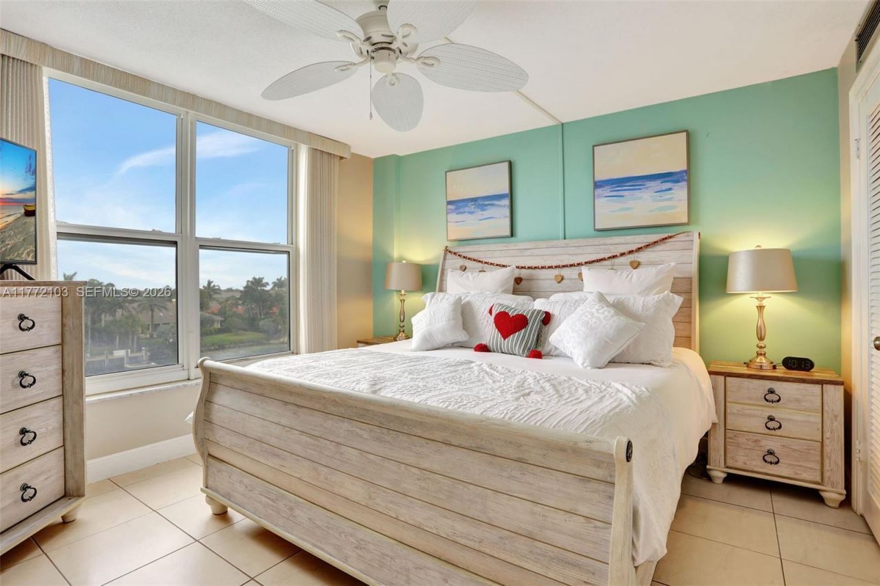 1050 Hillsboro Mile, Unit 403W, Hillsboro Beach, FL 33062 Photo