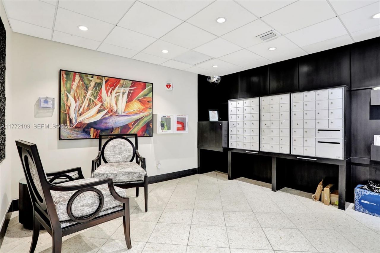 1050 Hillsboro Mile, Unit 403W, Hillsboro Beach, FL 33062 Photo