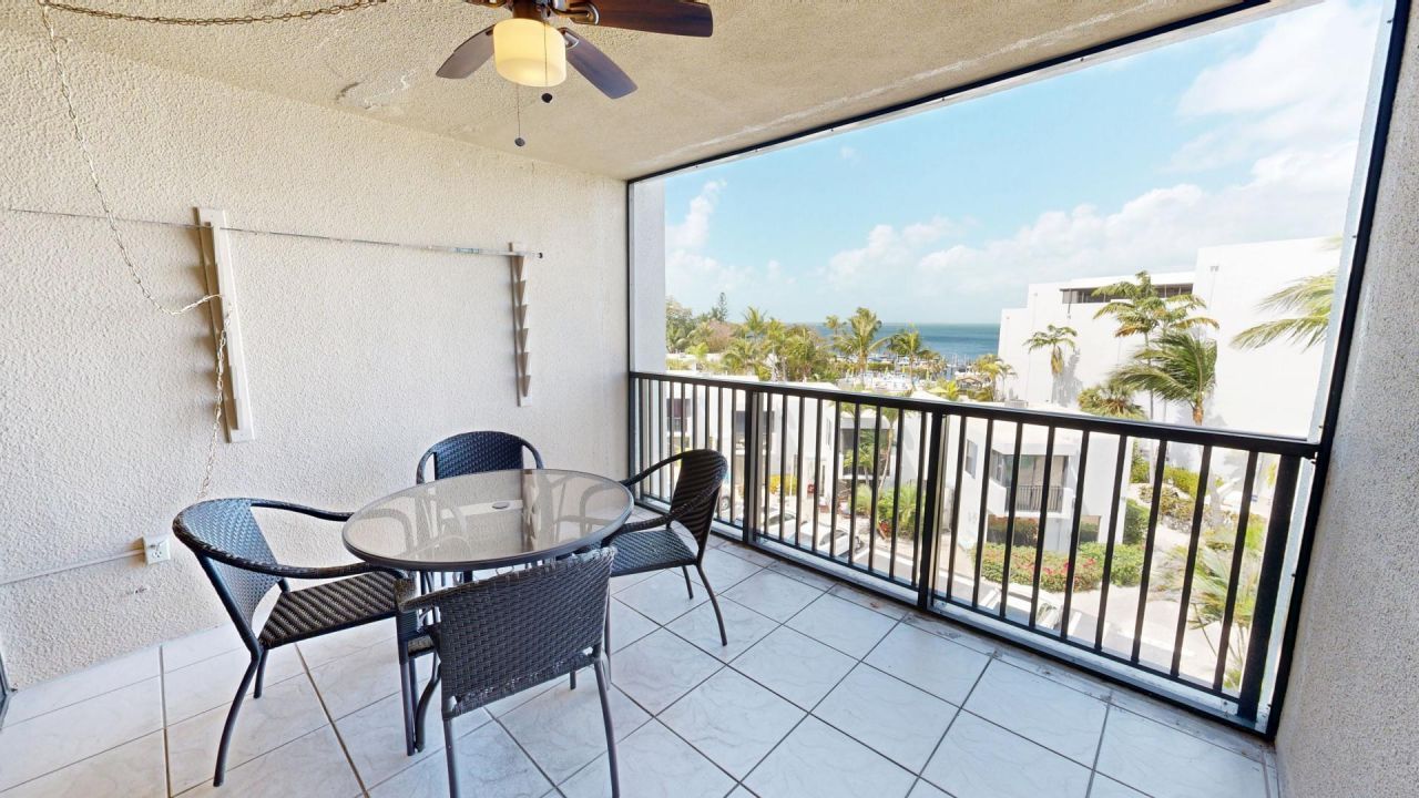 104350 Overseas Highway, Unit A-402, Key Largo, FL 33037 Photo