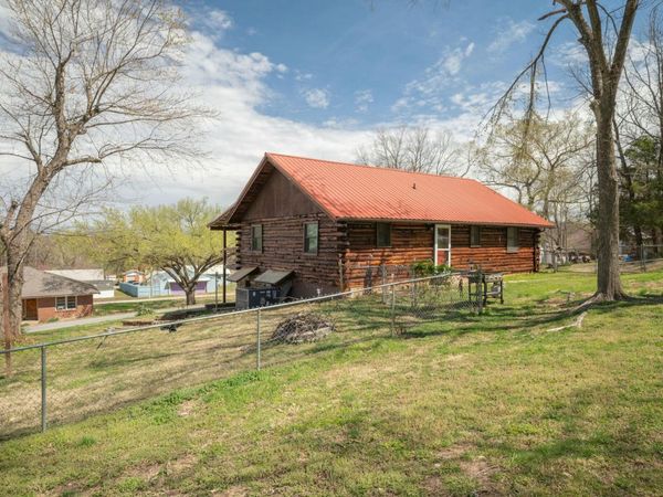 510 Kings Hwy, Noel, MO 64854