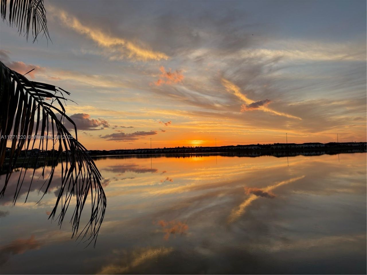 15742 NW 88th Ave, Miami Lakes, FL 33018 Photo