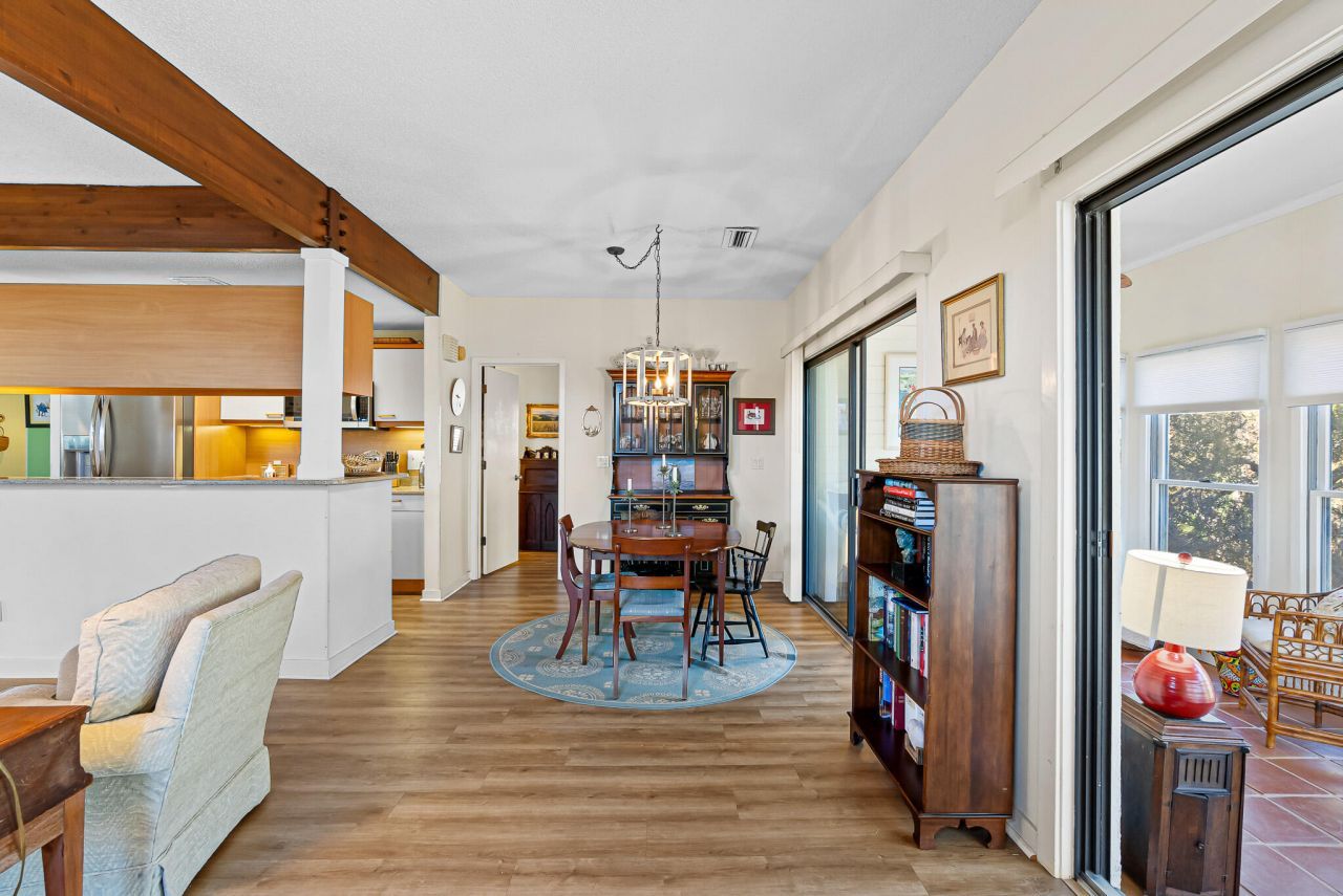 3005 Ocean Winds Drive Photo 14