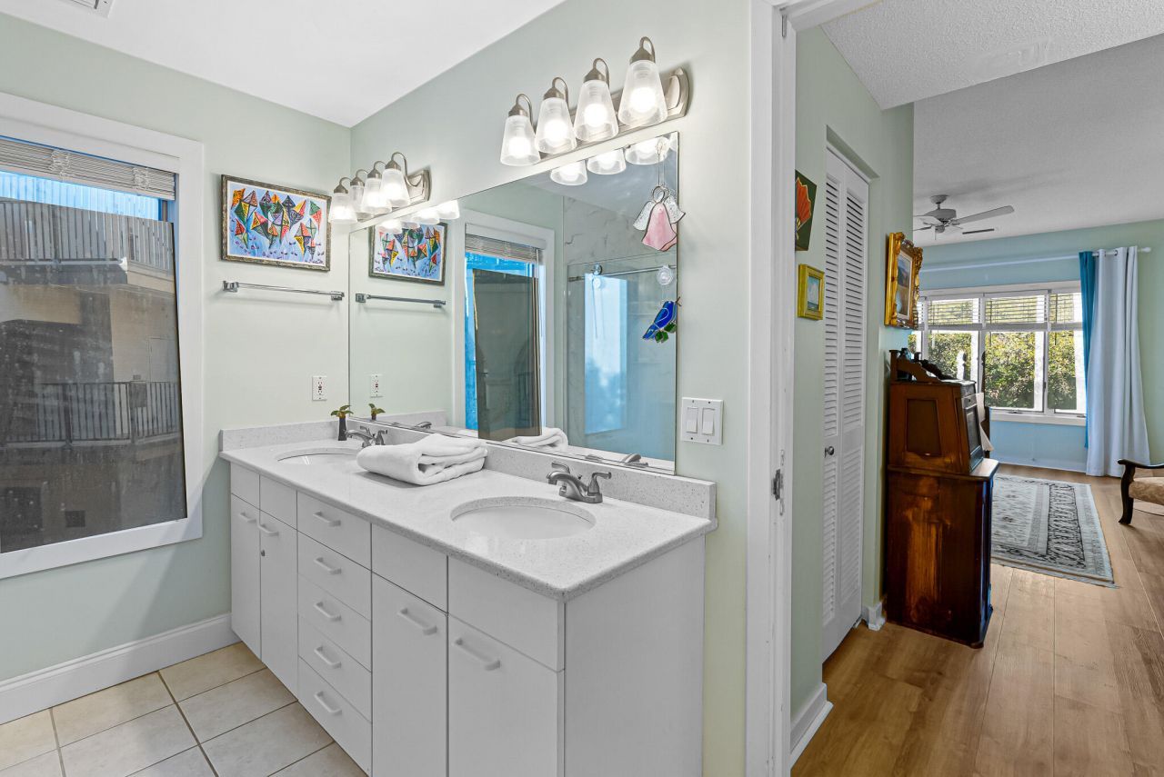 3005 Ocean Winds Drive Photo 21