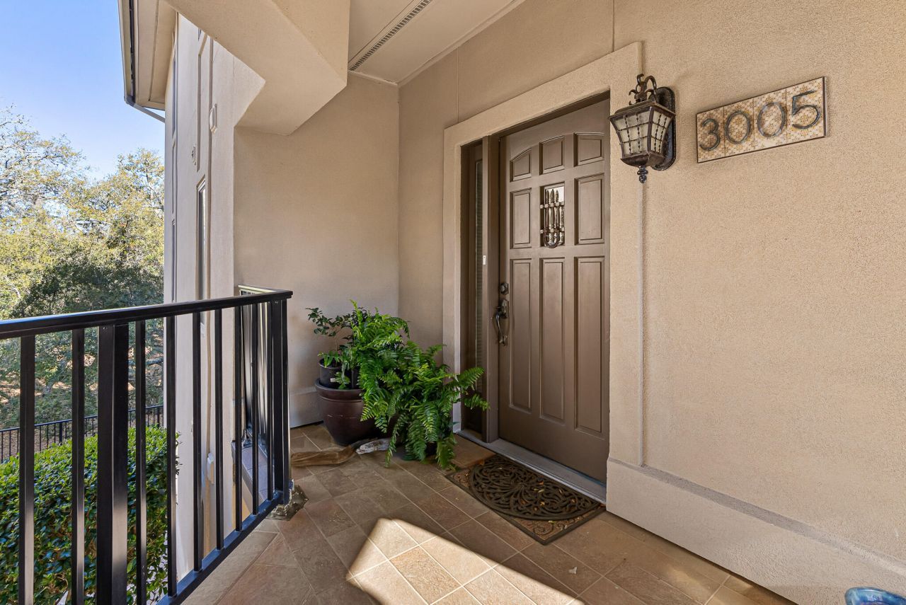 3005 Ocean Winds Drive Photo 7